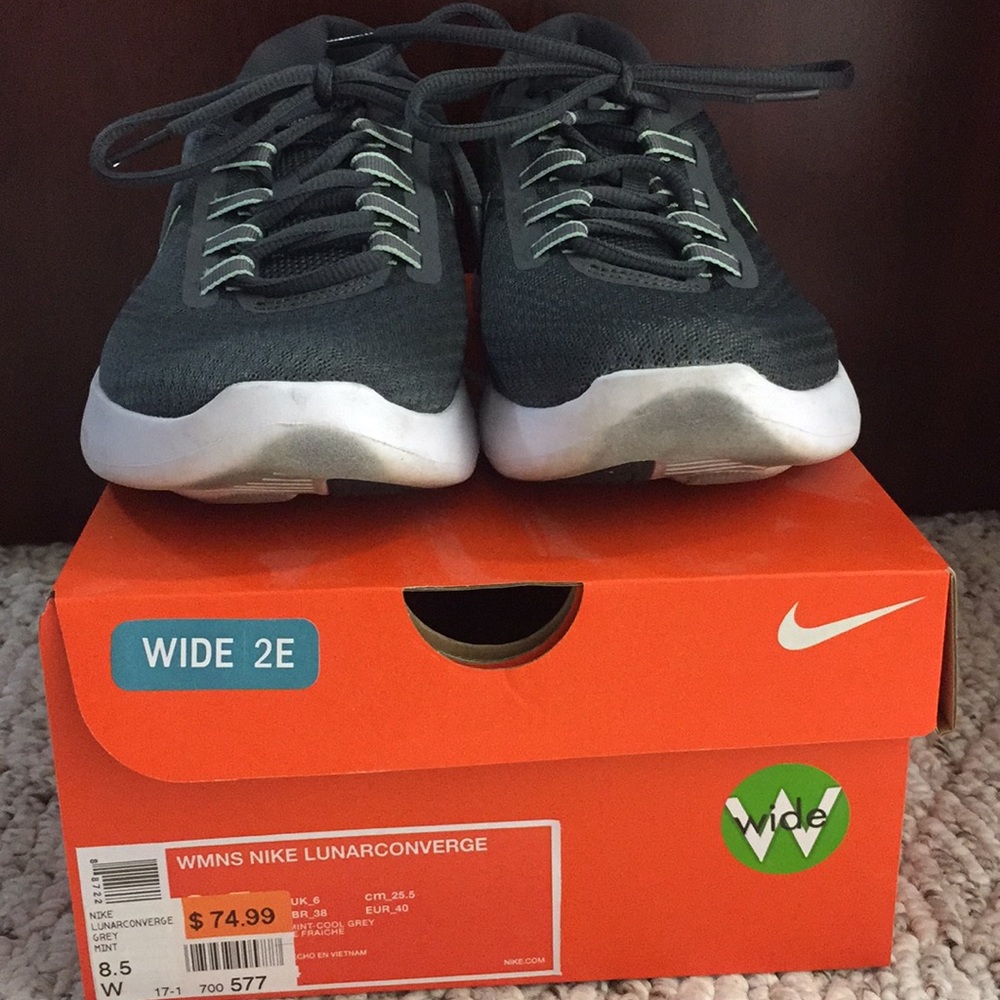 Nike Lunar Converge 8.5 Wide Grey & Mint
